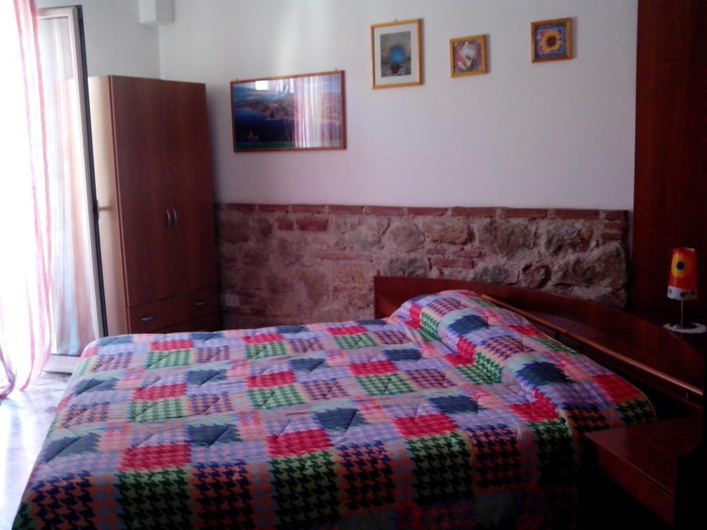 SantʼAlessio Siculo Bed&Breakfast La Casetta الغرفة الصورة